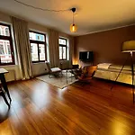 Elegant And Relaxing Nordstadt Studio